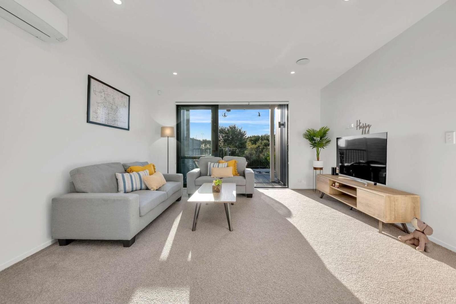 Ln Homestay In Flat Bush 奥克兰 外观 照片